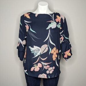 ✨3/$15 Monteau blue floral layered sleeve blouse M